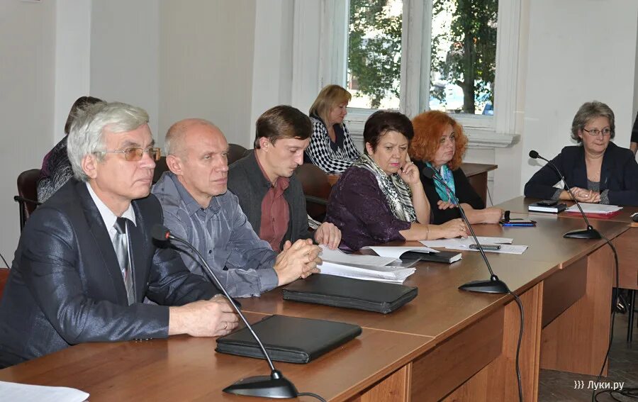 Городская администрация Великие Луки.. Глава администрации великих лук. УЖКХ Великие Луки заместитель Тамгина. Сайт администрации великих лук