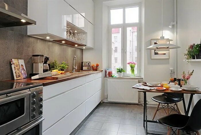 Кухня вдоль стены фото 5 Modern Kitchen Designs & Principles BUILD Blog Kitchen window design, Modern k