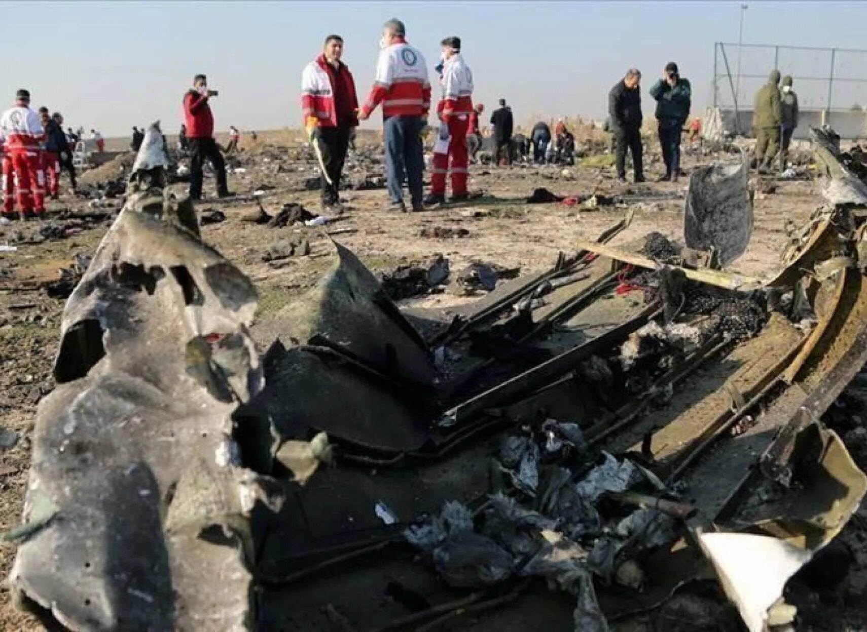 Иранские войска сбили Боинг-737. Крушение Боинг 737 на юге Китая. Катастрофа Boeing 737 под Тегераном.