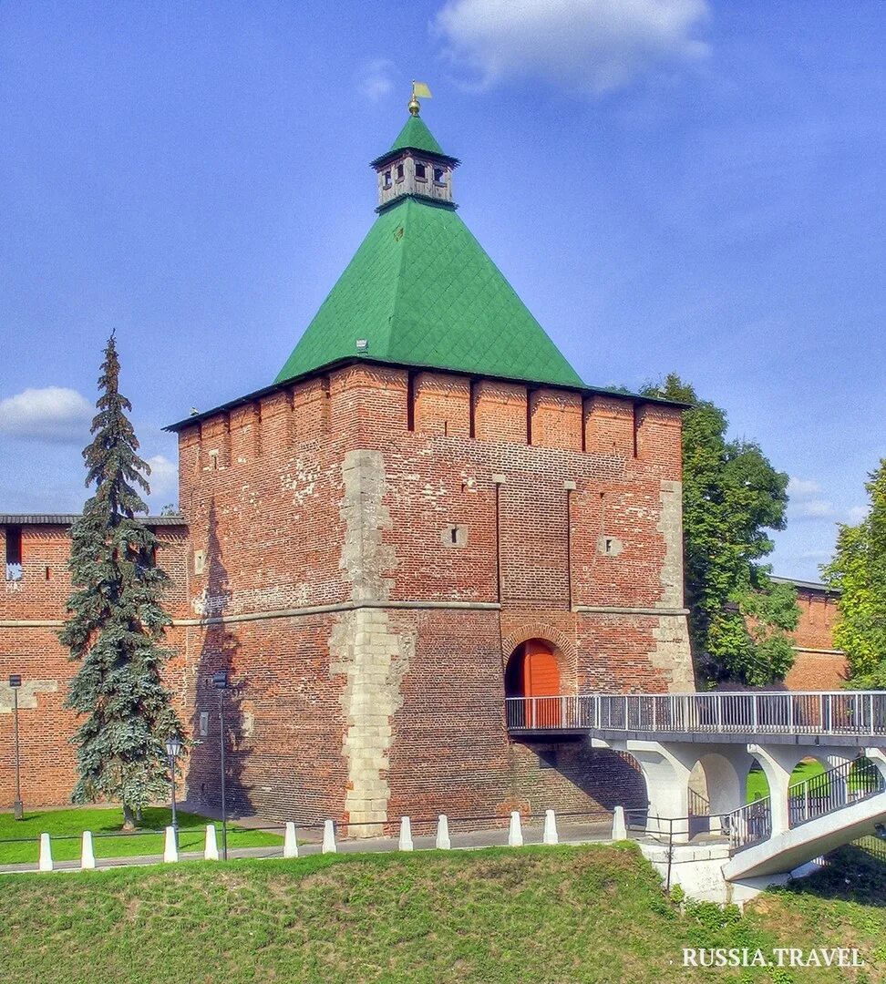 Никольская башня Нижегородского Кремля. Никольская башня Кремля Нижний Новгород. Проломные ворота Нижегородского Кремля. Отводная башня Нижегородского Кремля.