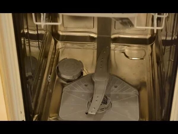 Посудомоечная машина вода на дне