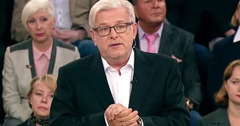 Первый против последнего