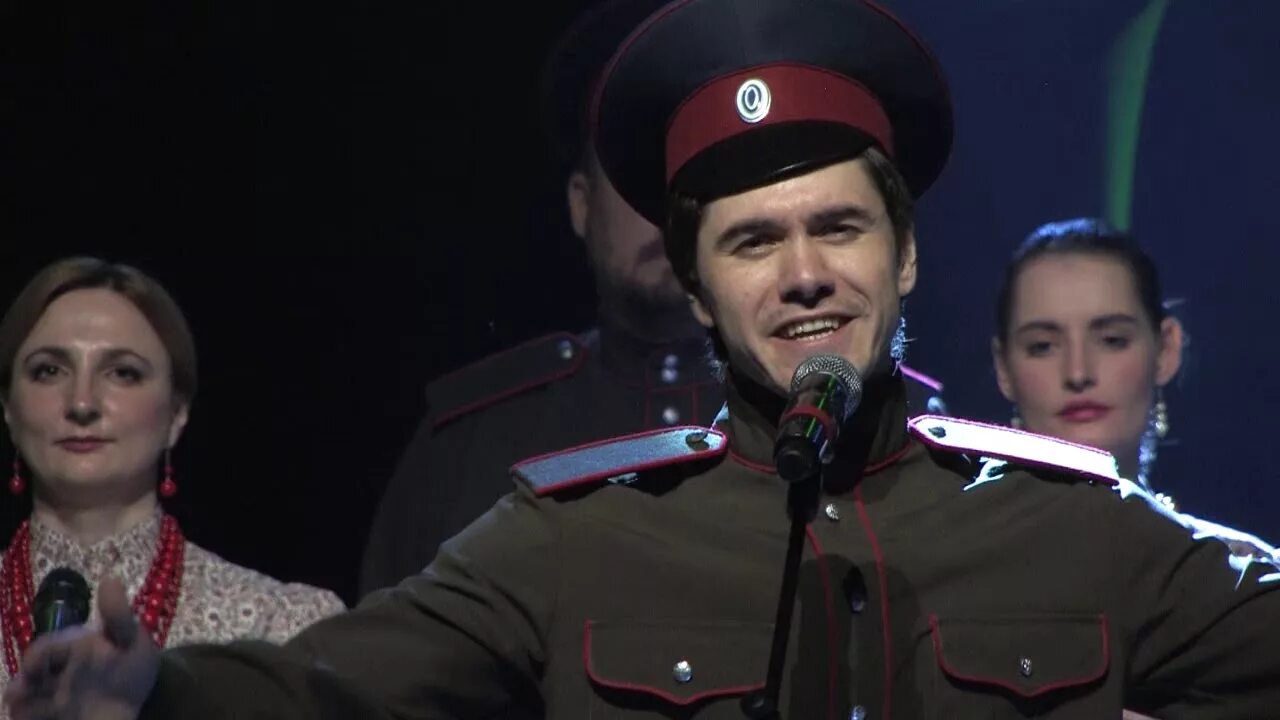 Оптинский казачий хор солисты. Оптинский казачий хор подорожник. Гулянье на улице болотова ансамбль калина. Оптинский казачий хор. Оптинский казачий хор.