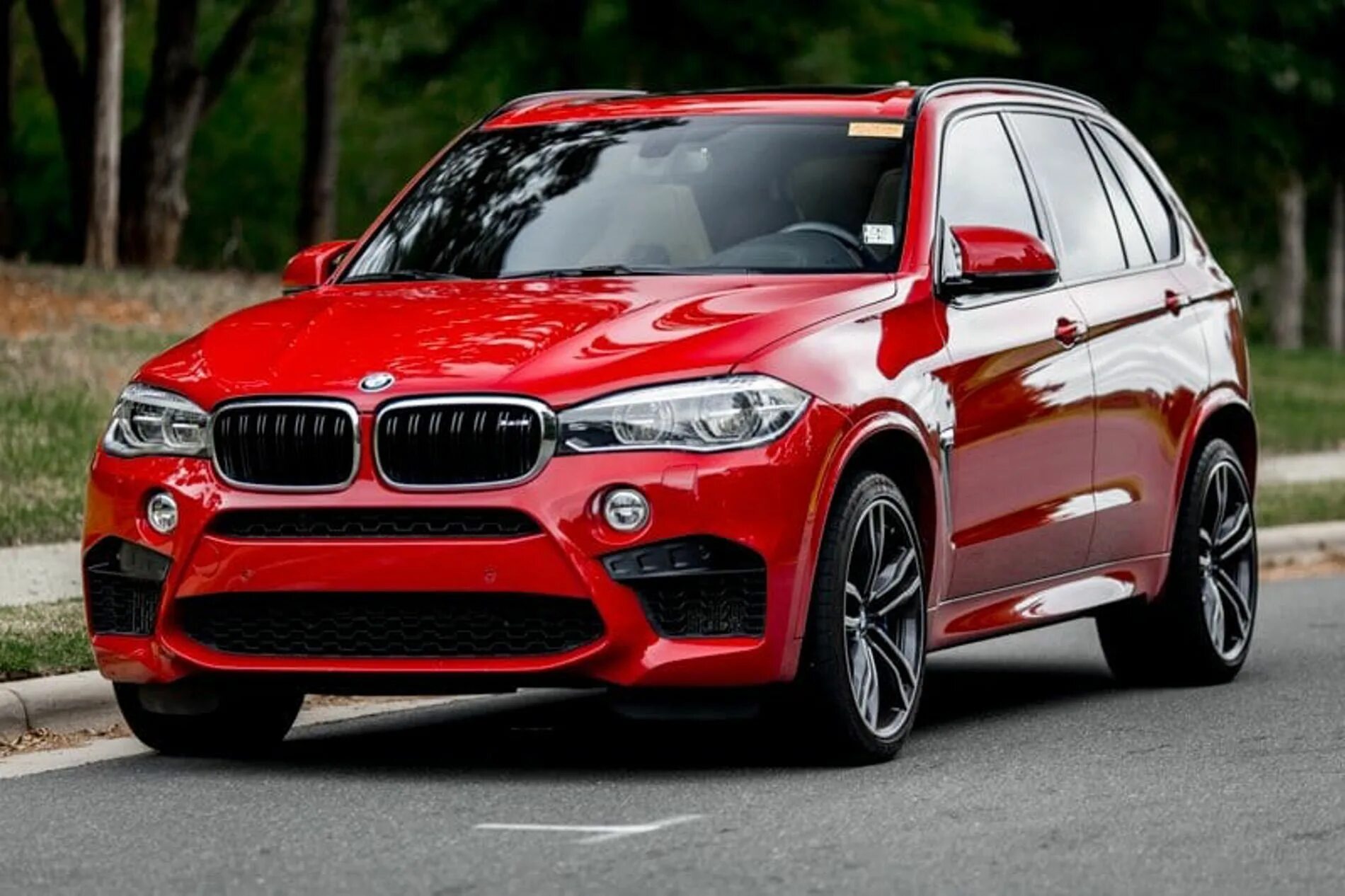 Bmw x5 2016. BMW x5m 2016. BMW x5m красный. BMW x5m 2018. BMW x5 f15 Red.