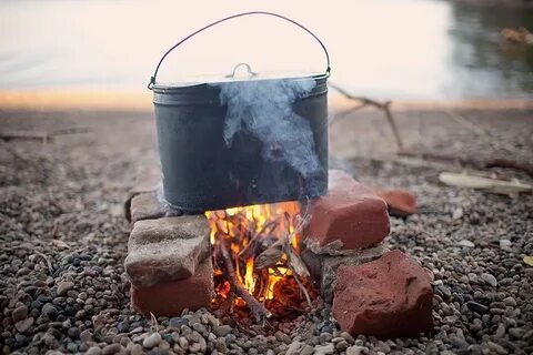 Песня зовется чайный котелок