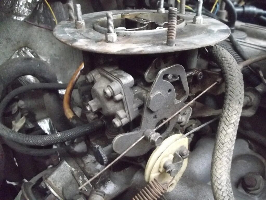 Холостой ход газель 406 карбюратор. Карбюратор на газель 406 к151д. Клапан холостого хода змз 406 карбюратор. Датчик холостого хода газель 406 карбюратор. Карбюратор к 151 регулировка холостого хода газель.