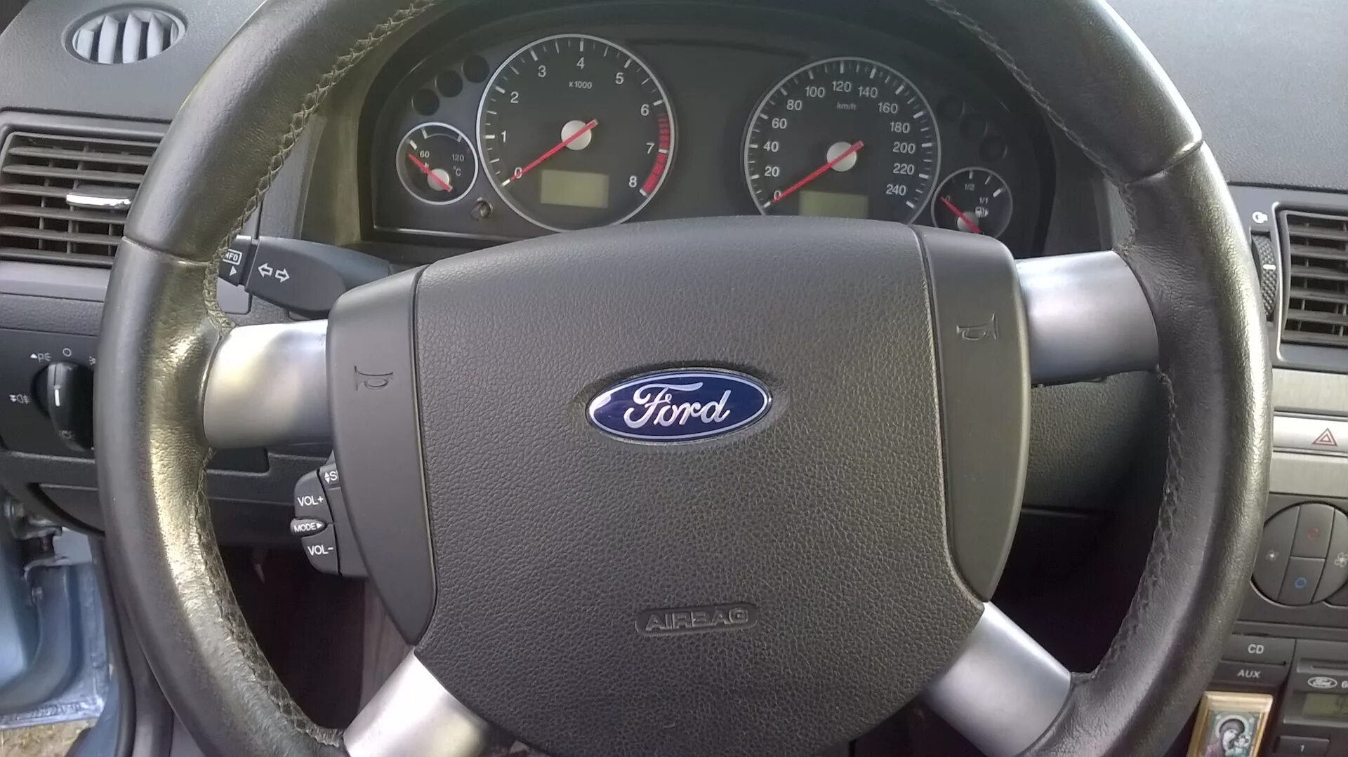 Как снять руль форд мондео 3 5. Перетяжка руля Ford Mondeo IV, 2,3 л, 2008 года стайлинг DRIVE2