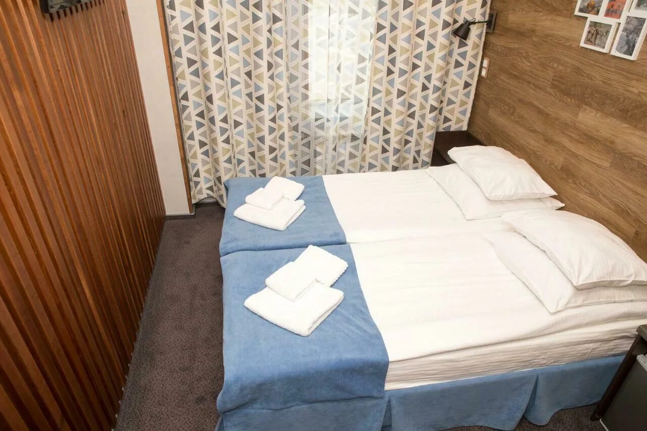 Гостиница клуб путешественников. Тула отель пирогова 15а. Отель клуб путешественников. Кафе клуб путешественников новосибирск. Клуб путешественников тула гостиница.