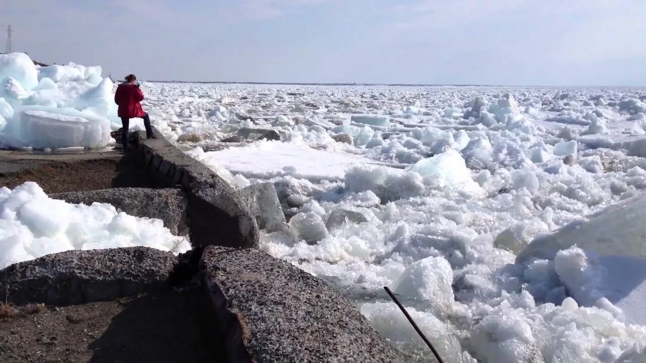 Ледоход на Енисее в Дудинке. Енисей река Дудинка. Енисей река ледоход. Ледоход Норильск.