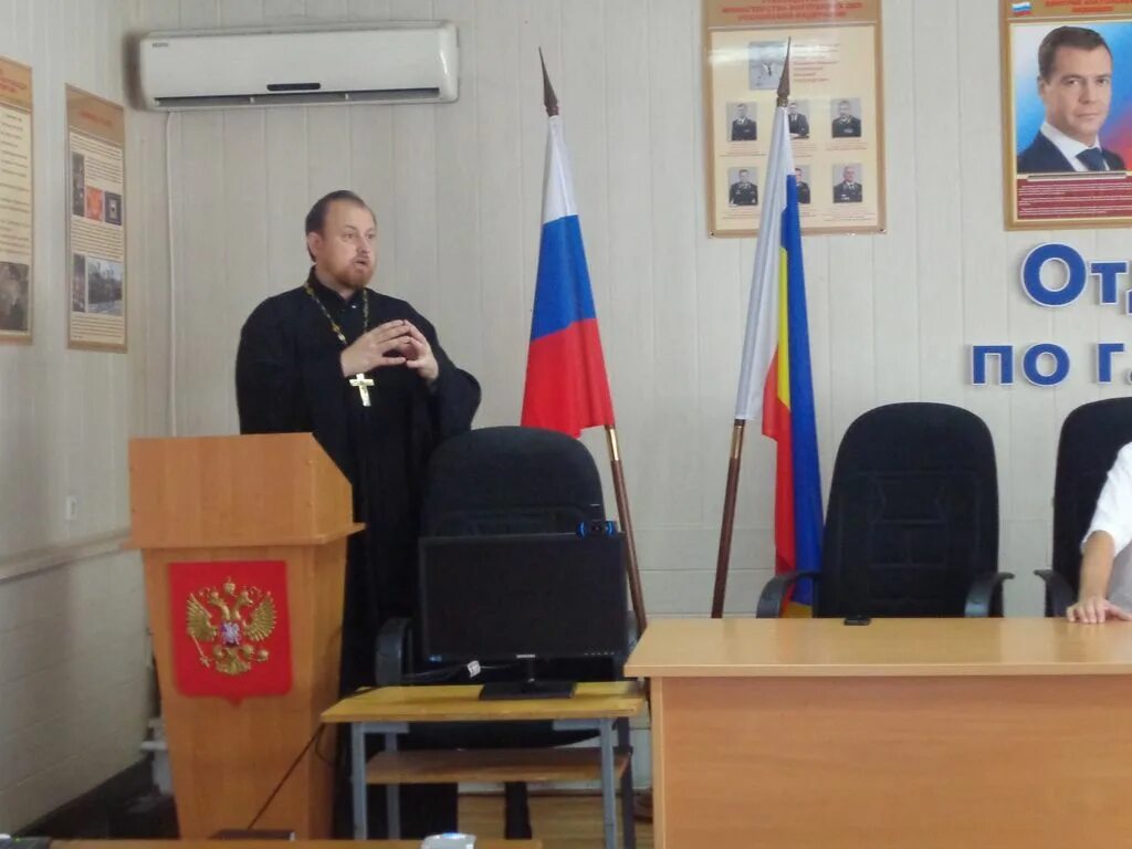 сулейманов сергей сергеевич. омвд новошахтинск. начальник милиции новошахтинск. начальник полиции новошахтинска. омвд новошахтинск.