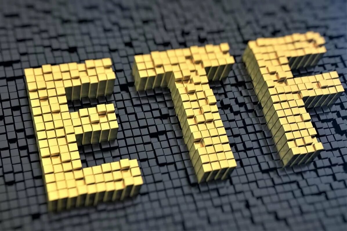 Etf бумаги. ETF фонды. Биткоин-ETF. Инвестиционные фонды ETF. ETF картинки.