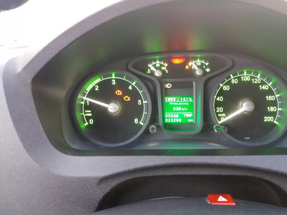 Одометр газон некст 29500 км. Приборка газель бизнес пробег. Сброс моточасов газель некст камминз. Абс на газели некст индикатор. Газель сбросит пробег.