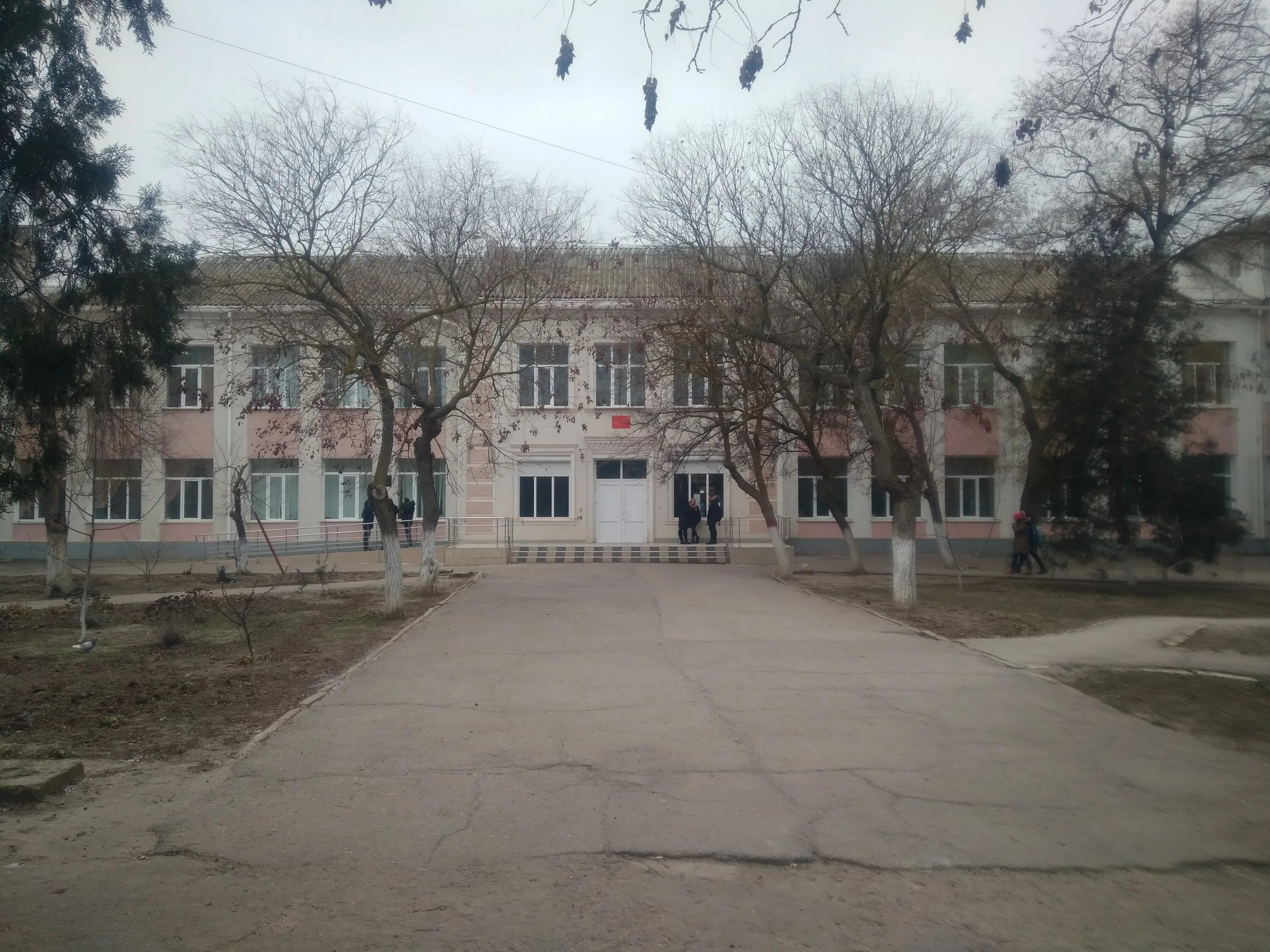 13 школа евпатория. школа 15 евпатория. средние школы крыма. средние школы крыма. почтовская сош бахчисарайский район.