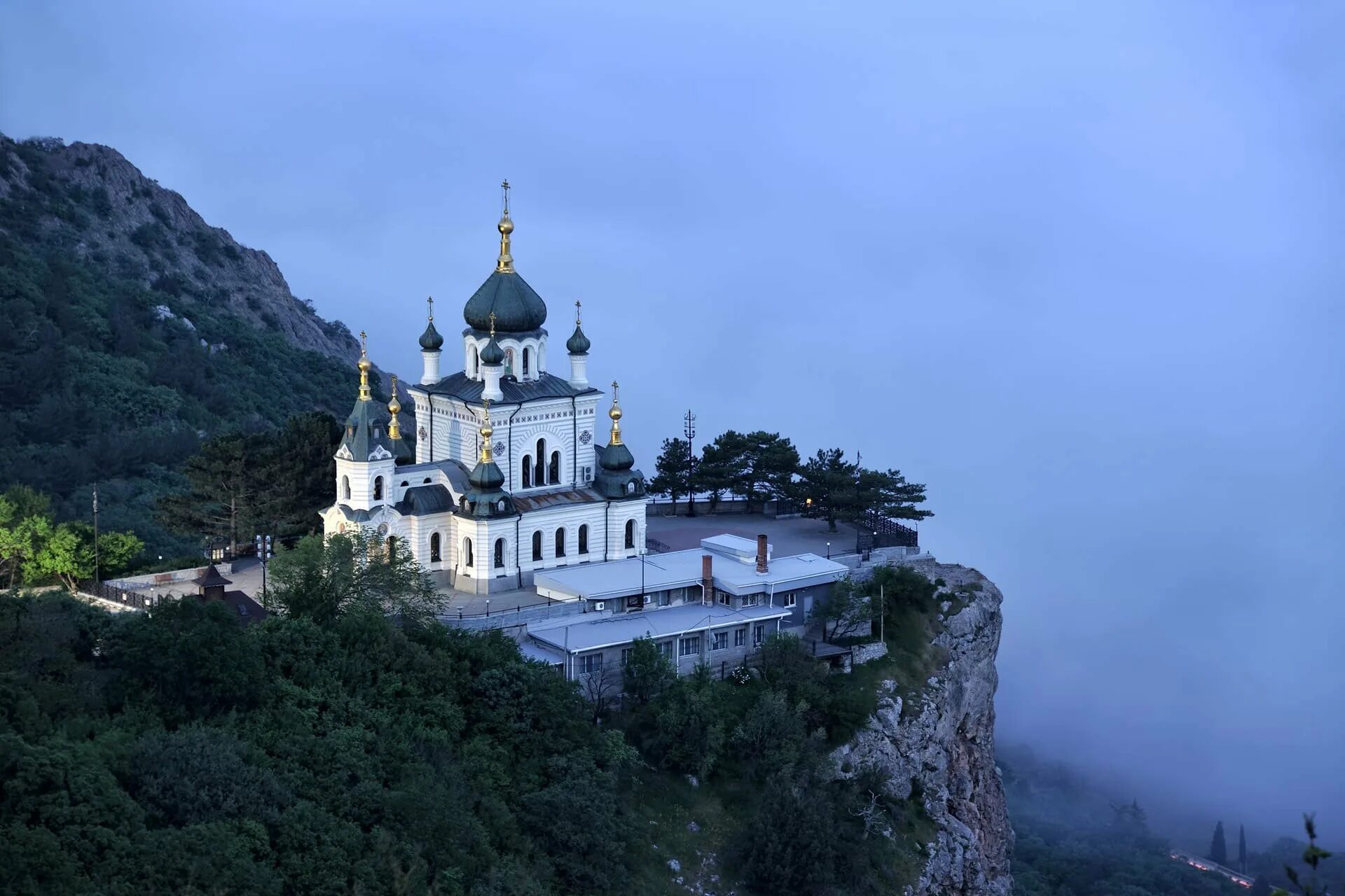 Форосское чудо света. Храм Воскресения Христова в Форосе. Воскресенская Церковь (Форос). Церковь Воскресения Христова (Форосский храм) , Крым. Байдарская Церковь Форос.