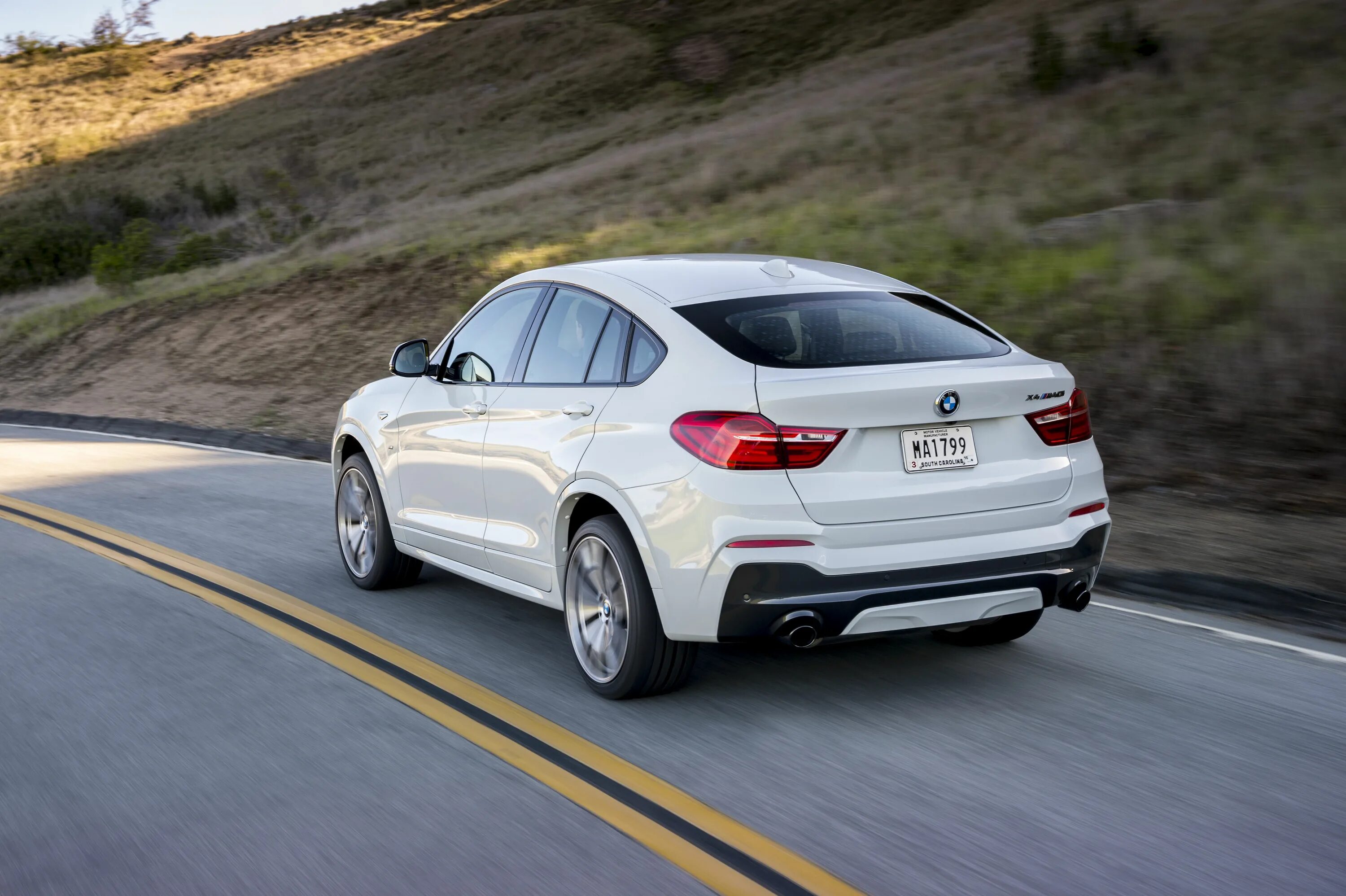 Bmw x4 m40i. Bmw x4 2016. бмв x4 2016. bmw x4 2016 белая. bmw x4 2016 фото.