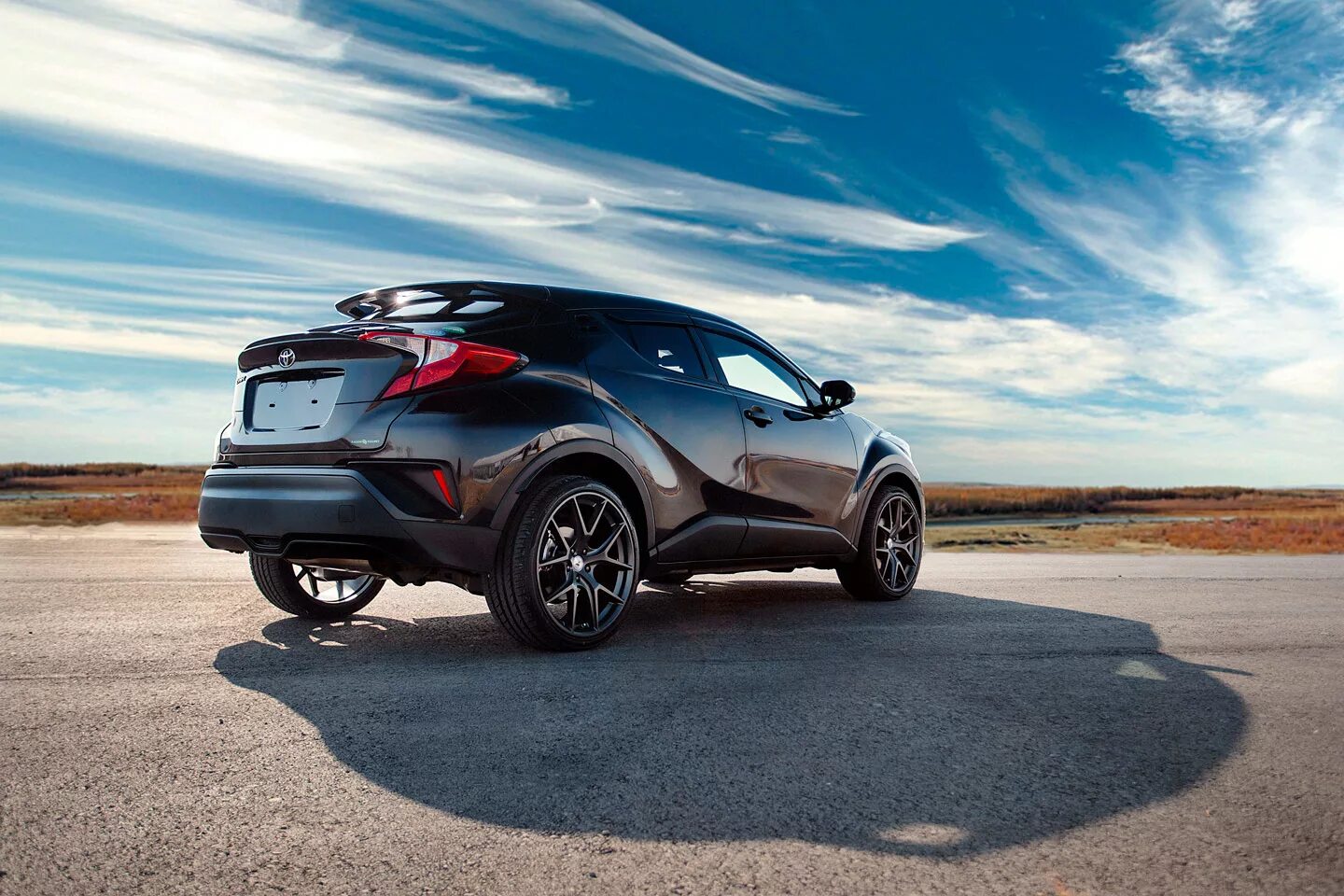 Диски c hr. Toyota c-hr r18. toyota c-hr r19. колеса toyota chr. toyota chr диски.