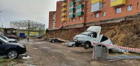 Обрушение подпорной стены