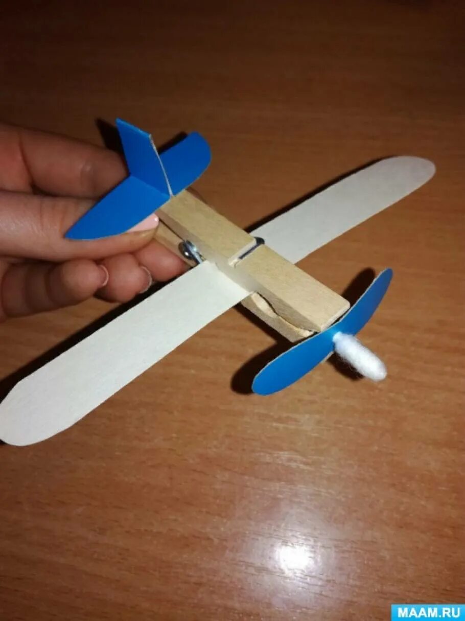 Самолет технология 4 класс. Поделка самолет. Самолет из картона. Самолет из бросового материала. Поделка самолет из картона.
