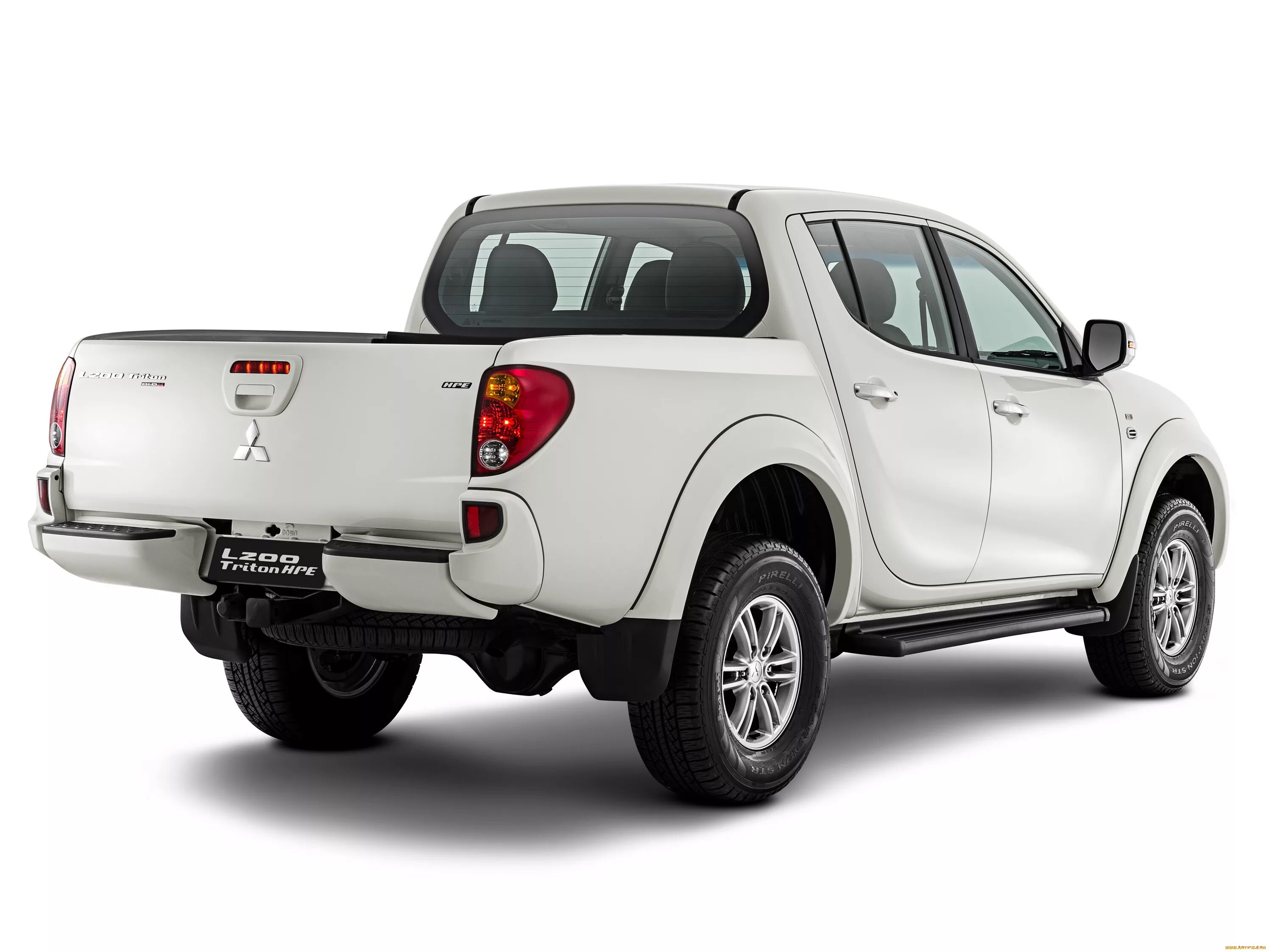 Mitsubishi l200 2014. Митсубиси l200 Triton. L 200 Mitsubishi l200. Митсубиши л200 Тритон. Митсубиси l200 2014.