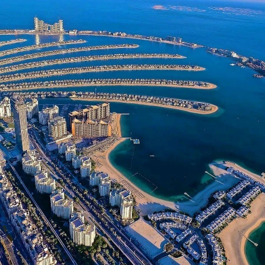 Джумейра Дубай. Атлантис Абу Даби. Дубай Palm Jumeirah. Пляж Пальма Джумейра в Дубае.