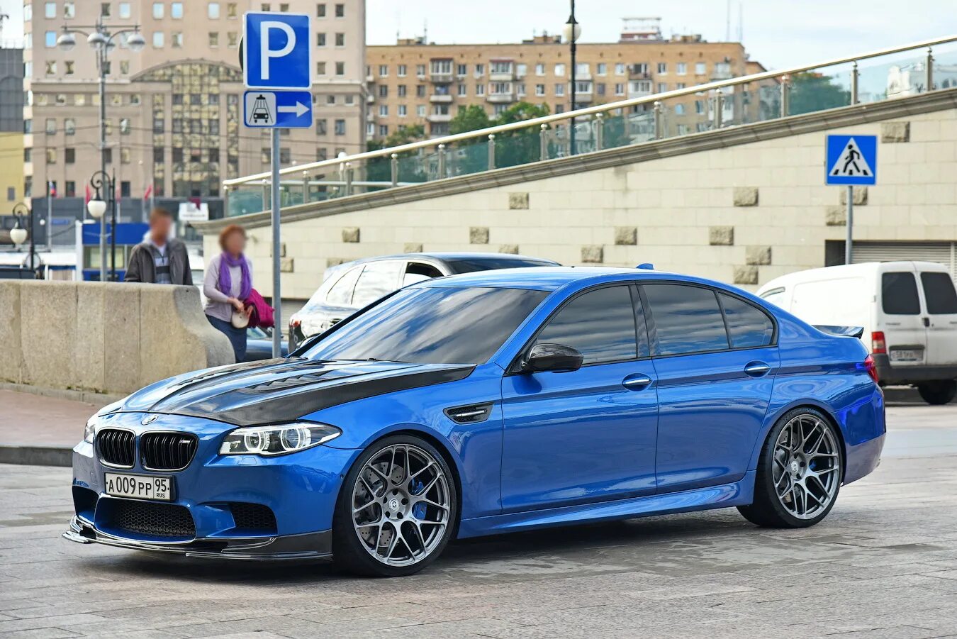 М5 в 10. BMW m5 f10 синяя. БМВ м5 ф10. BMW м5 f10. BMW m5 f91.