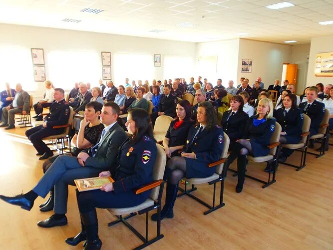 Столярова омвд россии по солнечному району. Хабаровский край солнечный район отдел полиции. Горин солнечный район хабаровский край. Зато солнечный ужур полиция начальник. Омвд по солнечному району хабаровского края.