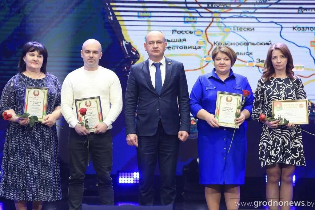 День жкх в беларуси. С днем работника ЖКХ. Работники.