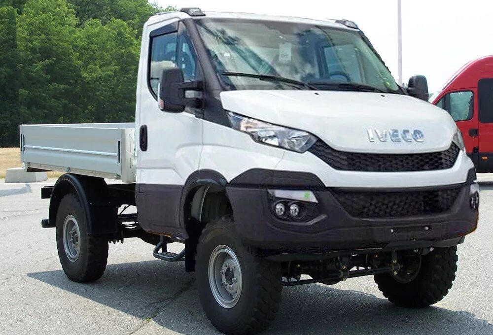 Купить грузовик категории в. Iveco Daily 4x4 Cab. Iveco Daily 4x4 Double Cab. Iveco Daily 4x4 2021. Ивеко Дейли 4х4 бортовой.