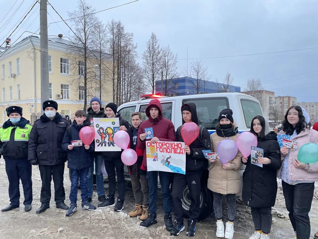 Новости кудымкар городская газета. ГИБДД Кудымкар. Сотрудники администрации г. Кудымкар. ГИБДД Кудымкара праздник. Телинт Кудымкар работники.