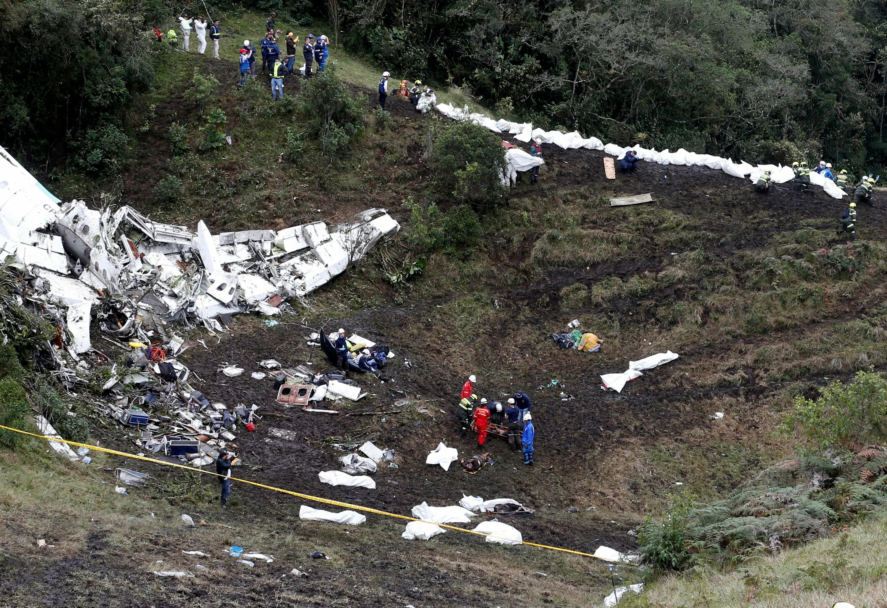 Крушение самолета команда. Катастрофа Bae 146 в Колумбии. Последняя авиакатастрофа.