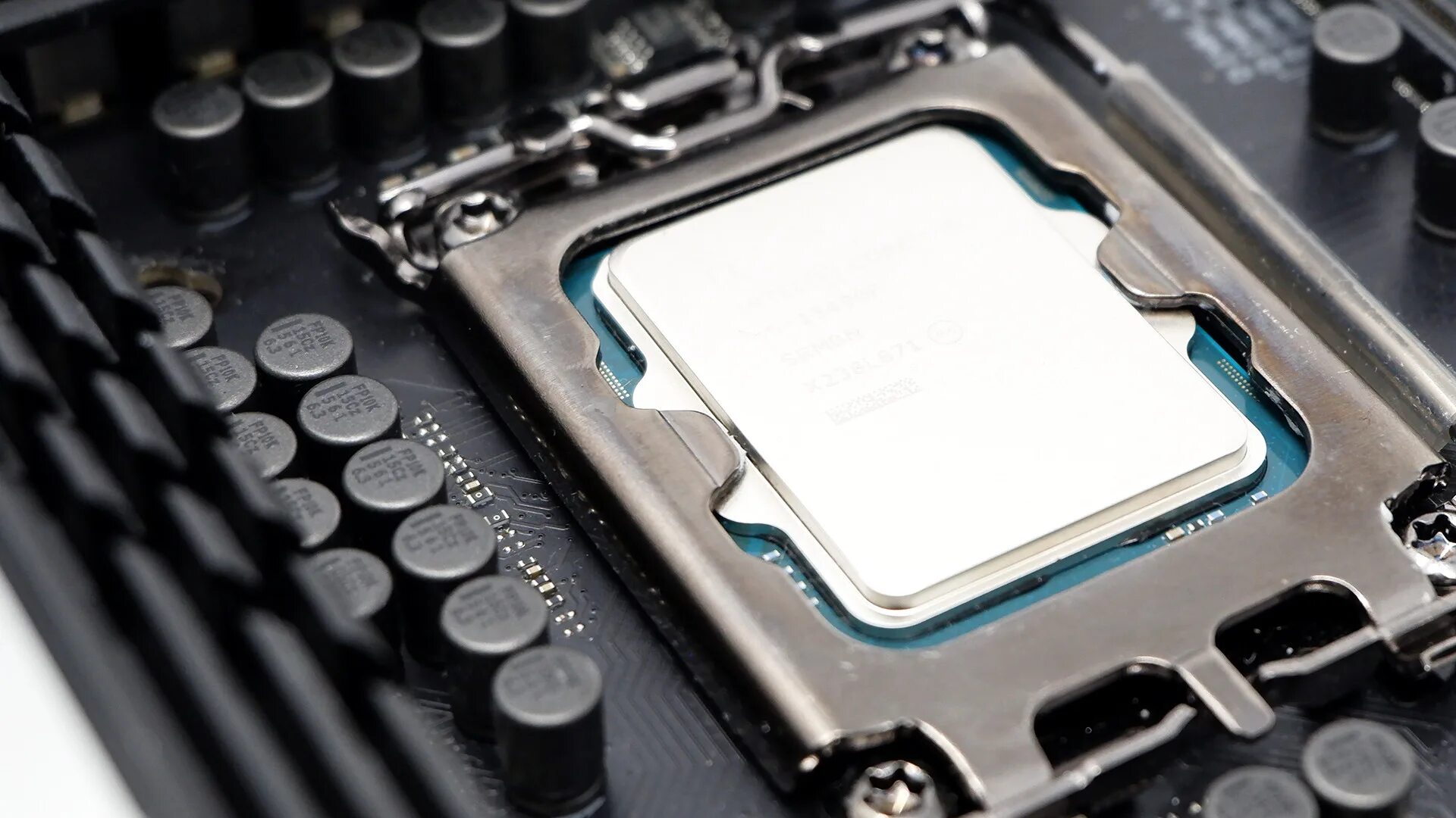 Интел 13400f. Intel i5 13400f. i5 13400f. intel® core™ i5-13400(f). сокеты intel.