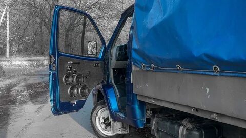 Двери на газель 3302 новые
