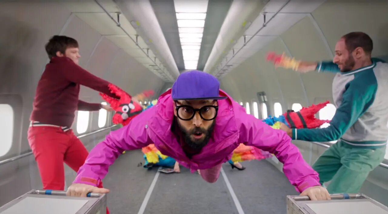 Клип ok. S7 Airlines ok go. Ok go клипы. Реклама s7 в невесомости. Гравитация клип.