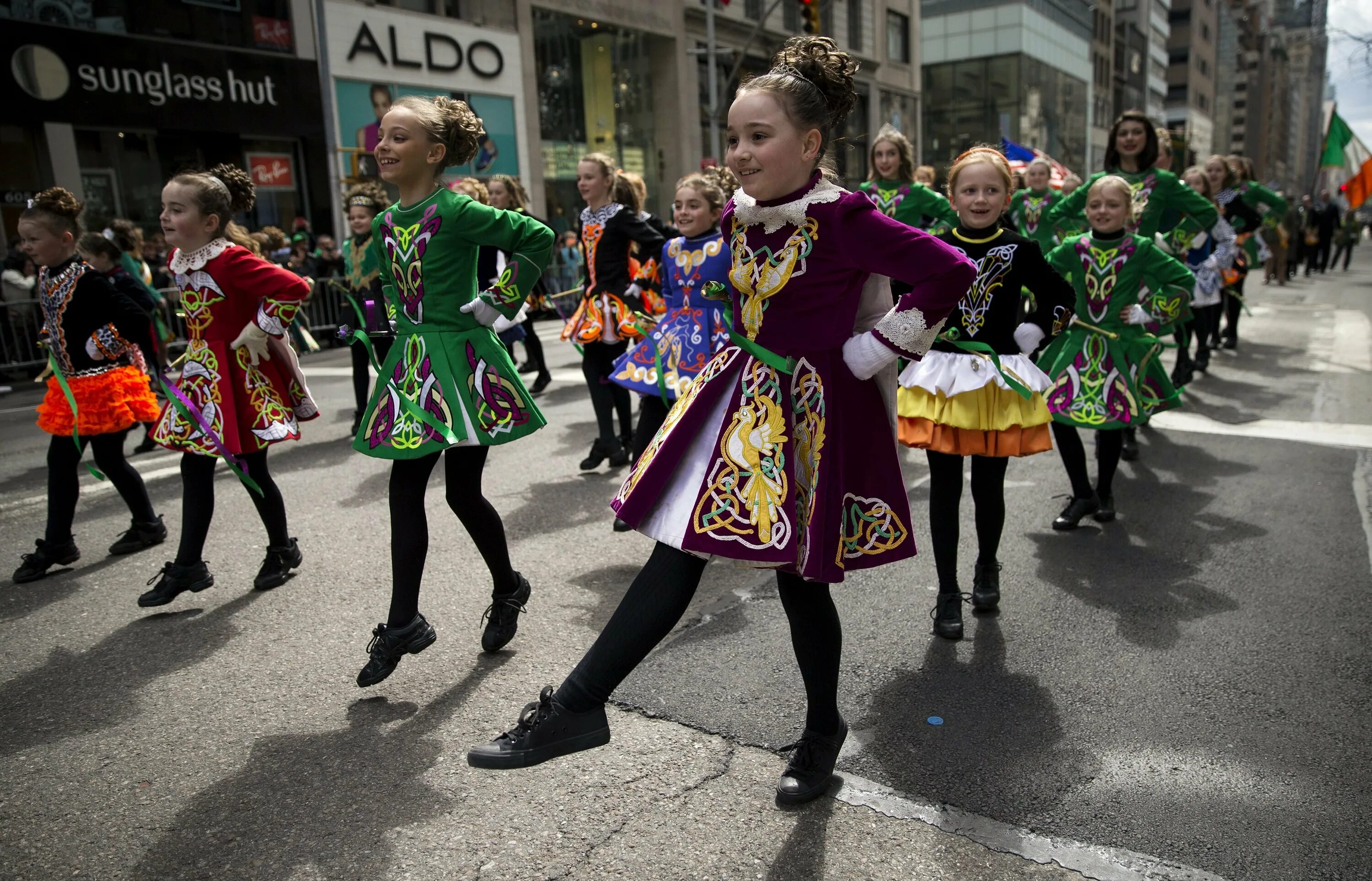Ирландские танцы Святой Патрик. Национальная одежда Северной Ирландии. Ирландский танец Северная Ирландия. Северная Ирландия Святой Патрик. Irish day