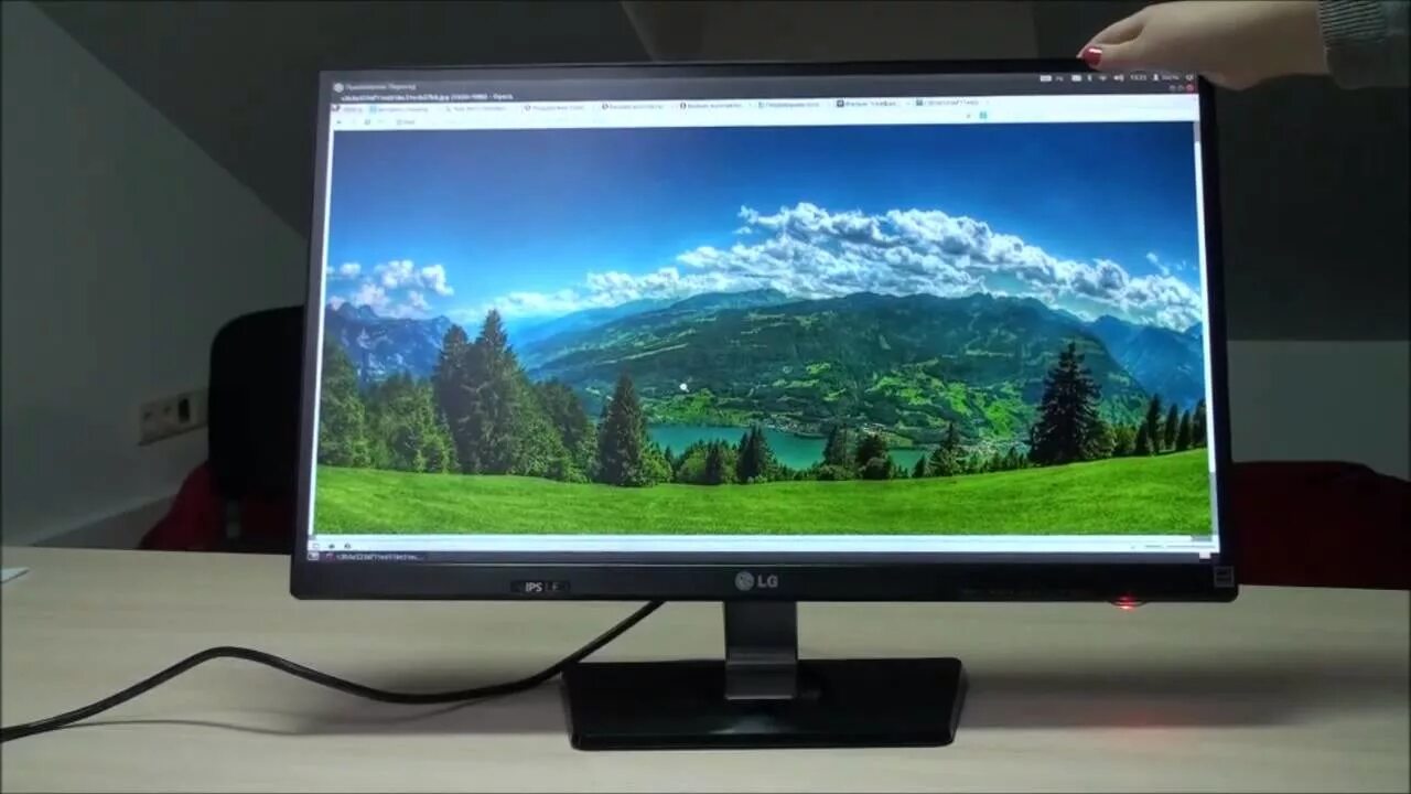 Монитор lg подсветка. Монитор LG Flatron ips277l. Монитор LG 277 L. LG ips277l, 1920x1080, Ah-IPS. LG ips237l.