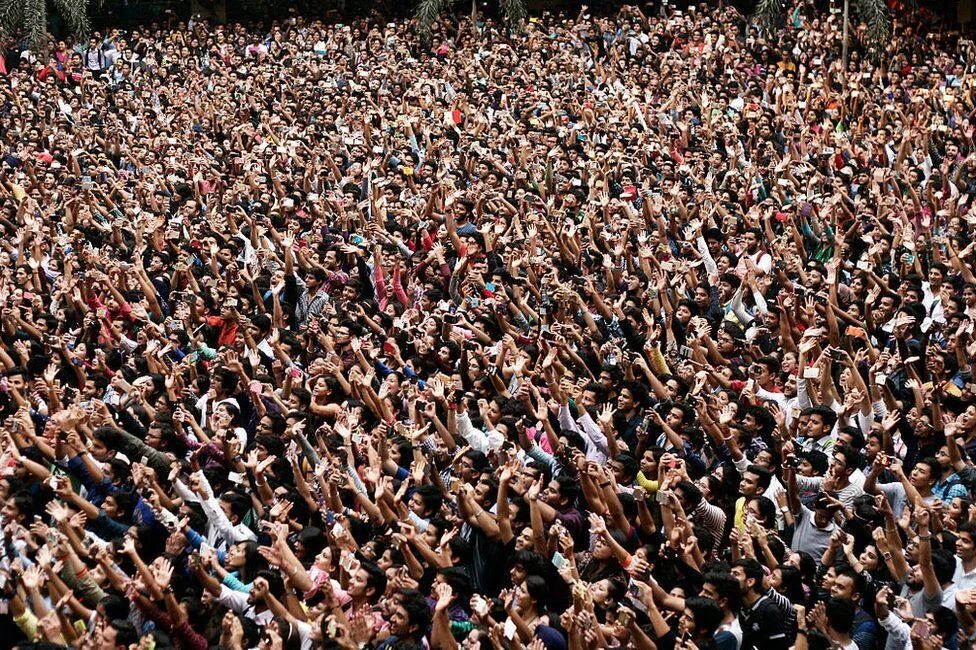 Crowd content