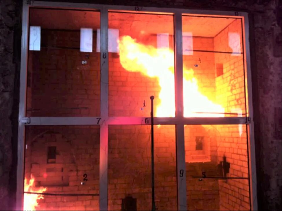 открытое горение. открытое горение. пожар в гостинице «россия». горящая деревня. пламя края.