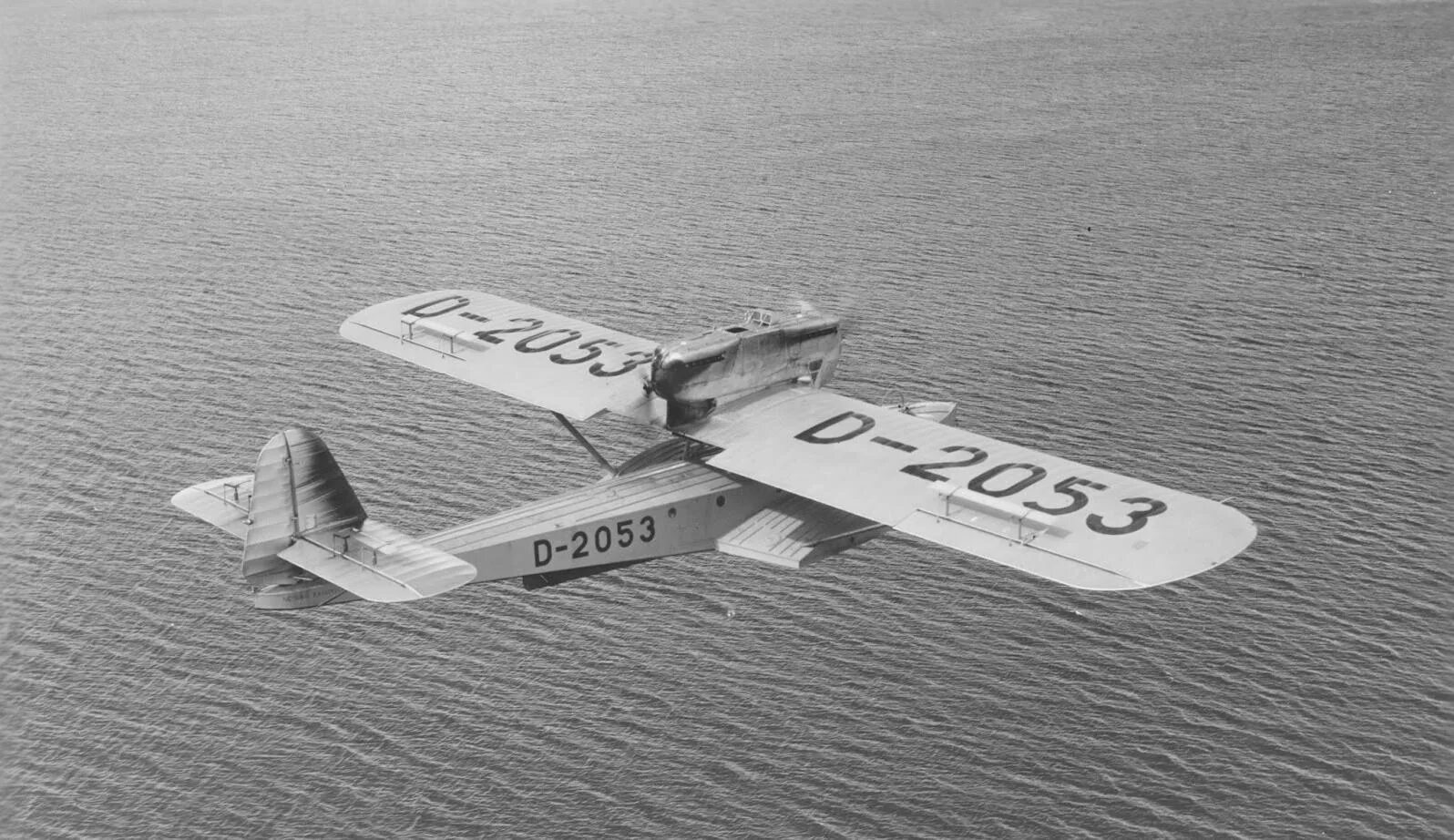 Dornier do j. Dornier do-18 полярная авиация. J. Алфавит английский для распечатки отдельно каждая буква. Sosa baby rap.