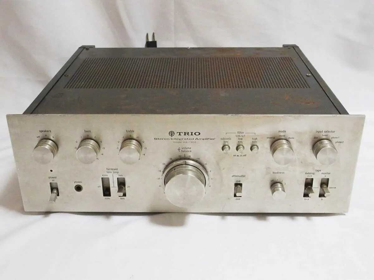 Усилитель trio (kenwood) ka-7300 japan. Усилитель trio ka-9900. Усилитель трио ka7100d. Trio. Усилитель трио.