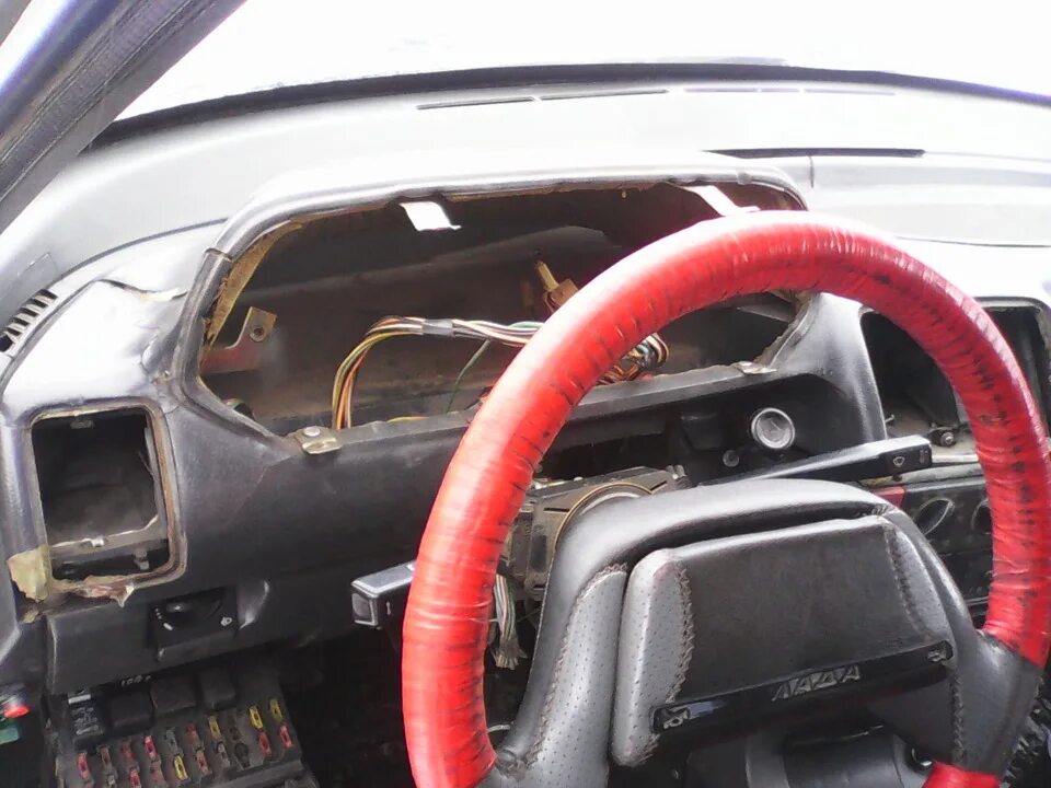 Как снять накладку ваз 2110. Верхняя панель ваз 2110. Ваз 2110 панель на консоли. Как снять накладку ваз 2110. Верхняя панель ваз 2110.