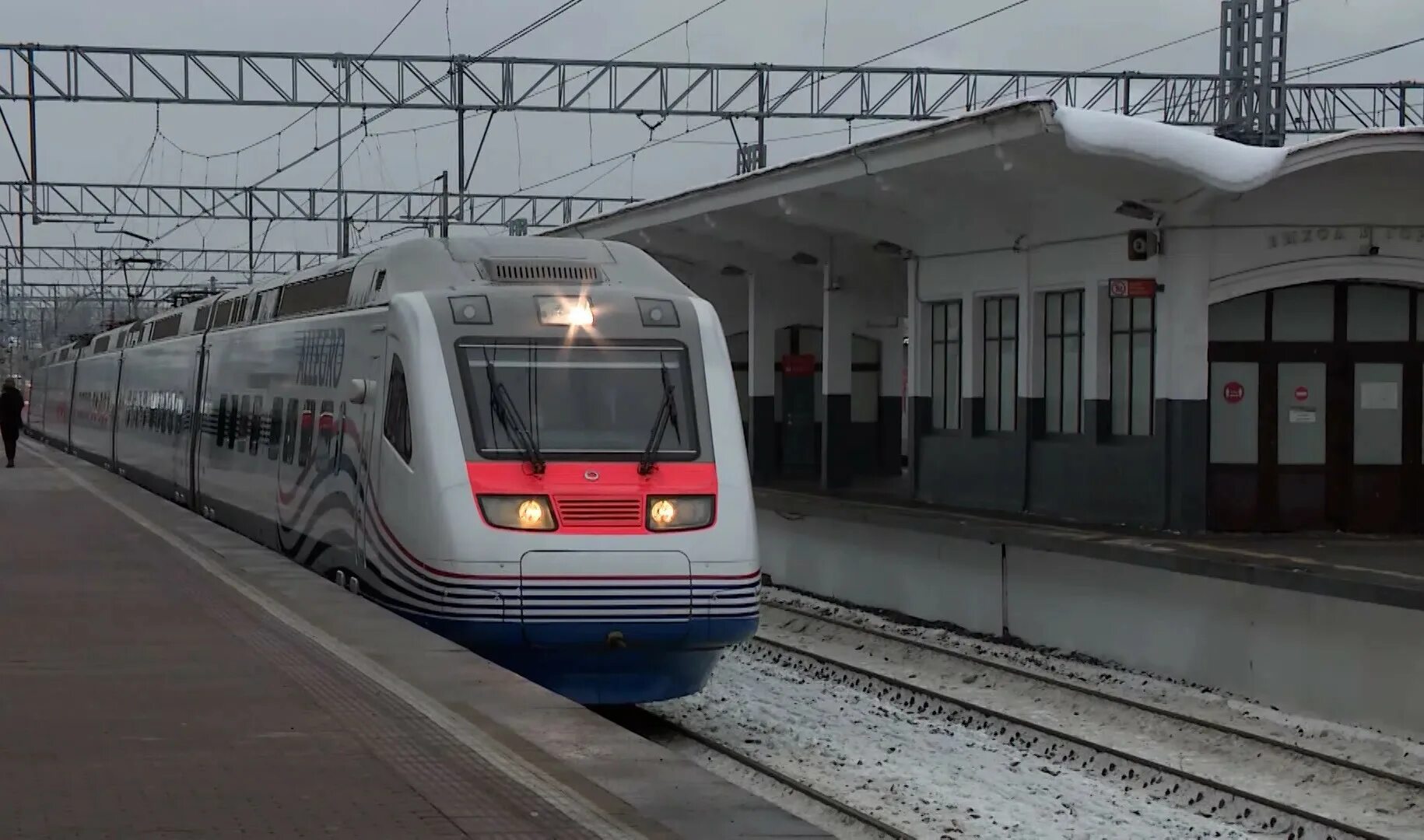 Между аллегро. Поезд allegro санкт-петербург. Хельсинки аллегро. Между аллегро. Аллегро поезд спб хельсинки.