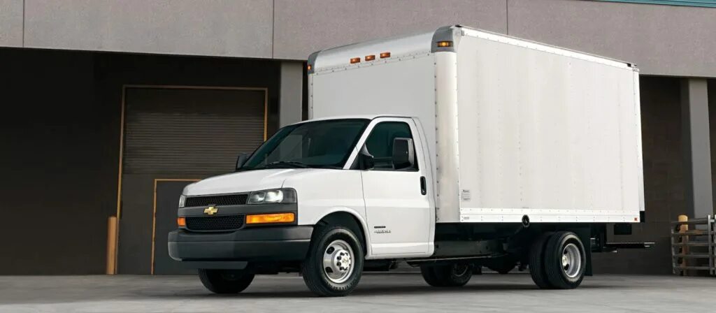 2021 Chevrolet Express 3500 Cutaway. Chevrolet Express Box. Chevy 4500 Box Truck. 2020 Chevrolet Express Cutaway.