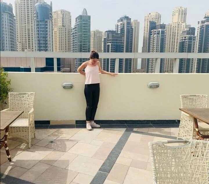 Туристино дубай билеты. Туймаада недвижимость Дубай. Прогулка по Дубаю фото. Дубай ограничение 2020.