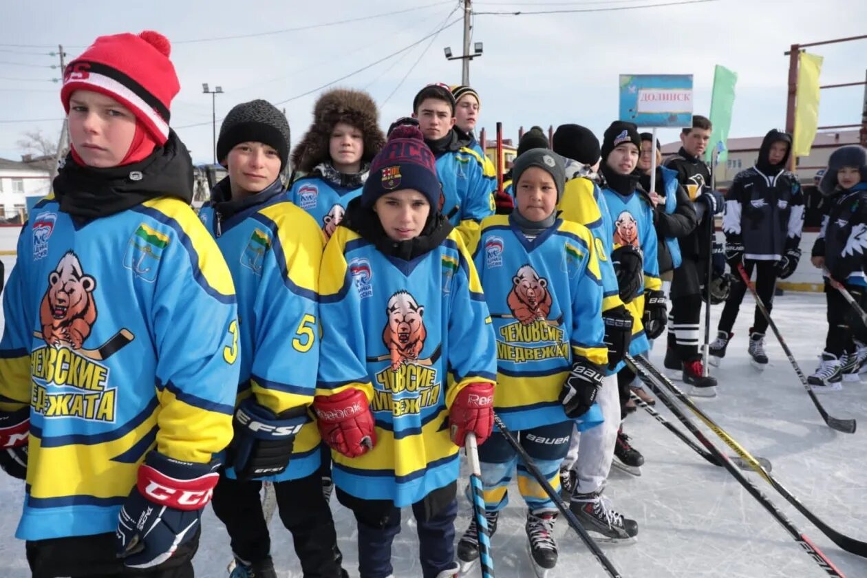 Хоккей Поронайск спорт против подворотни. Хоккейный корт Сахалин. Хоккей Поронайск. Группа Сахалин. Новости игр 18