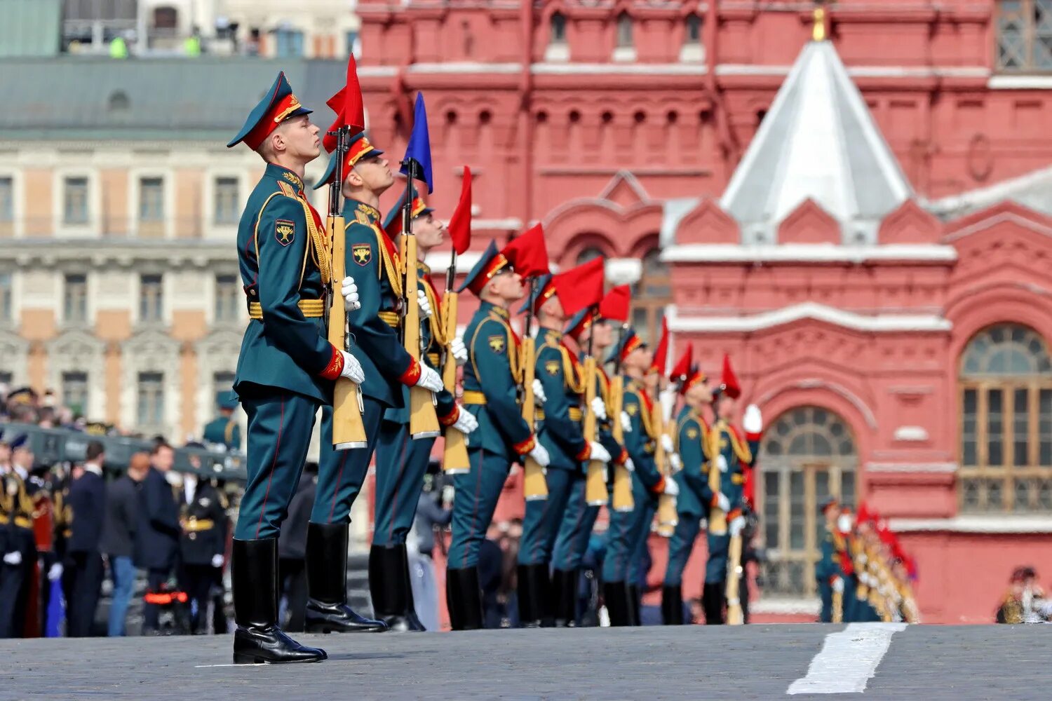 Парад 9 мая в россии. 154 Отдельный Комендантский Преображенский полк. Преображенский полк парад Победы. Почётный караул 154 ОКПП. Преображенский полк в Москве.