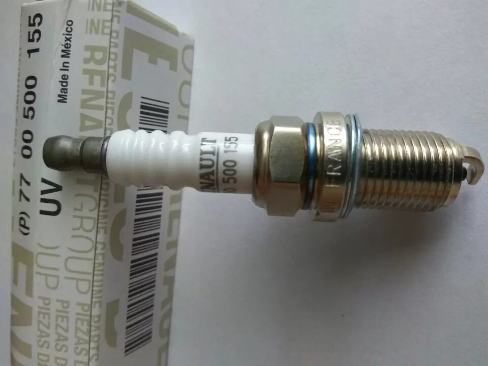 Свеча зажигания renault 7700500155. Свечи зажигания рено логан 2. Renault 7700500155. Renault 7700500155. 77 00 500 155.