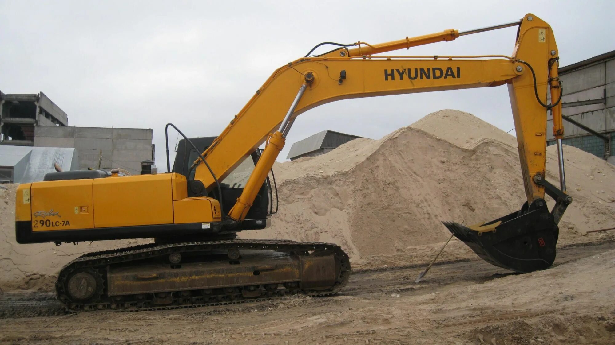 Экскаватор хундай бу. Hyundai r290lc-7a. Hyundai 290 LC-7a. Экскаватор Хендай 290 LC-7a. Хендай 290 LC 7 A.