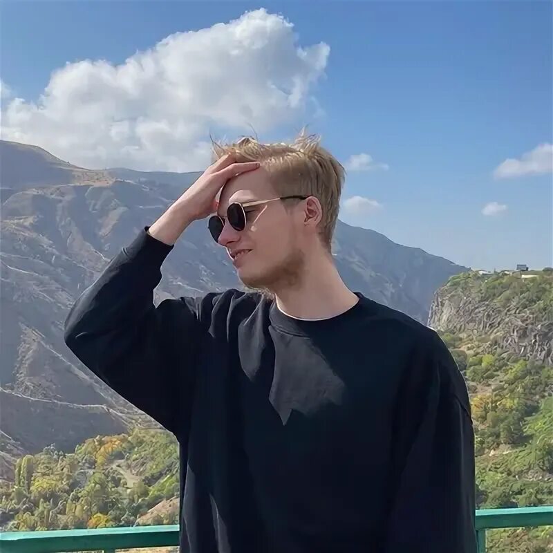 Лев лин. Лев лин