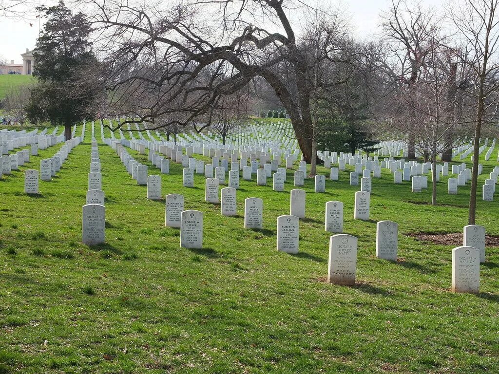 кладбище хайгейт в лондоне могилы. самое страшное кладбище. рим кладбище лаурентино. старое японское кладбище. северное кладбище ростов-на-дону.