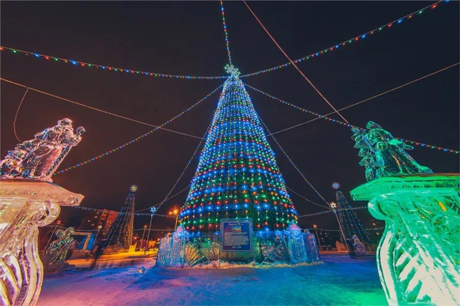 Новый год красноярский край. Елка зеленогорск красноярский край. елка города зеленогорск красноярский край. елка в железногорске красноярского края. 2025 ёлка в зеленогорск красноярский край.